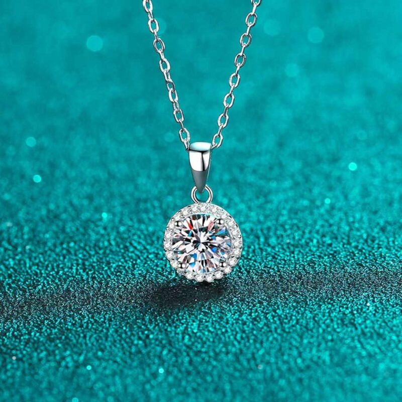 18K Gold Lab Grown Diamond Round Halo Pendant Necklace