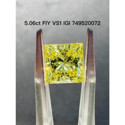 Yellow Square Brilliant Cut Lab Grown Diamond